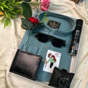 পুরুষদের প্রয়োজনীয় পোশাক